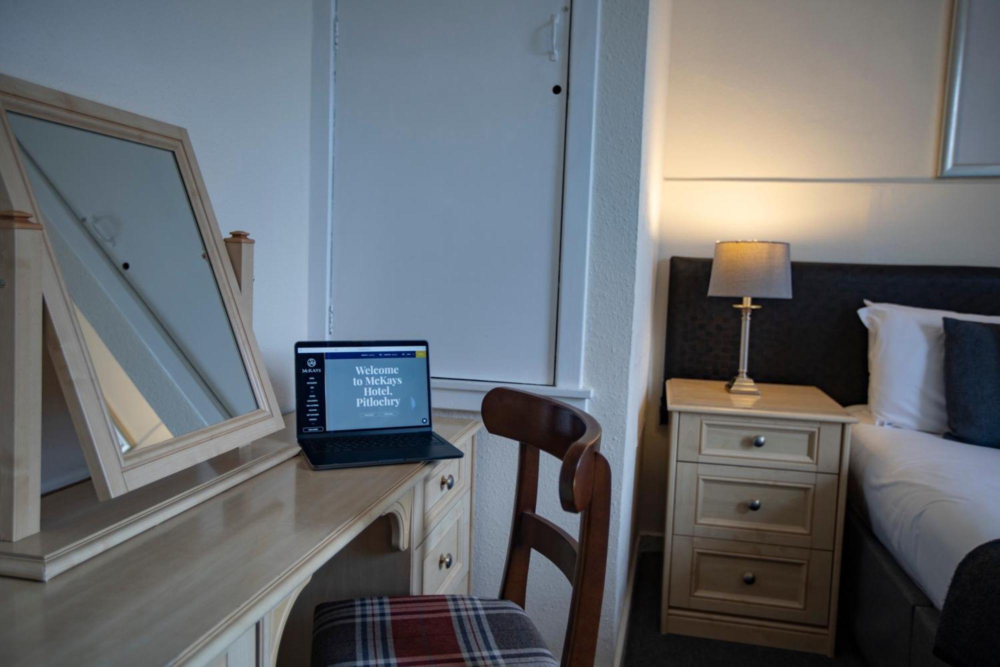 Mckays Hotel Pitlochry Ngoại thất bức ảnh