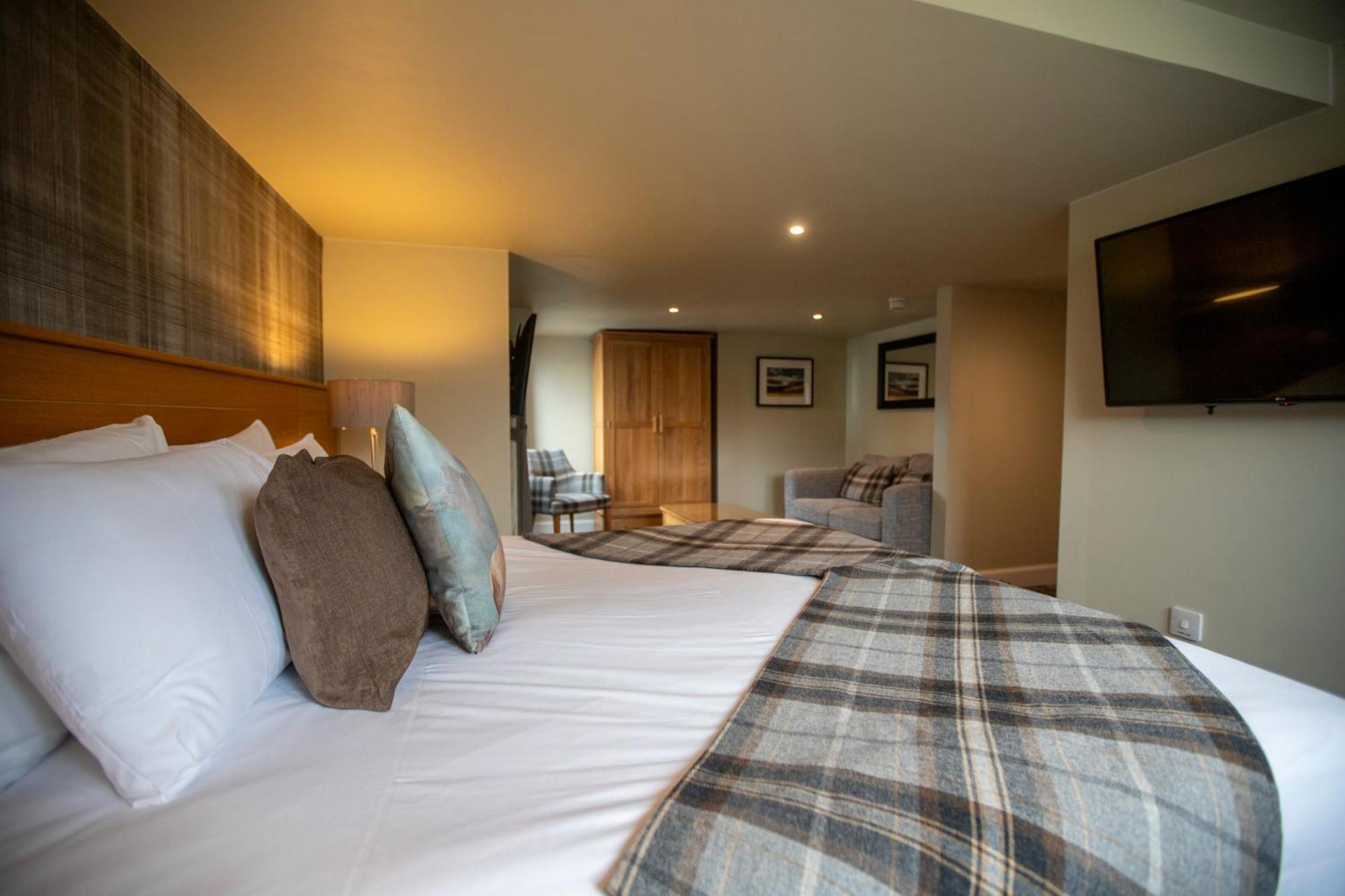 Mckays Hotel Pitlochry Ngoại thất bức ảnh