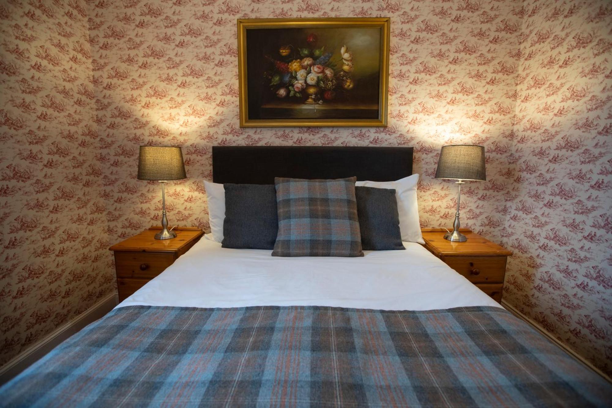 Mckays Hotel Pitlochry Ngoại thất bức ảnh