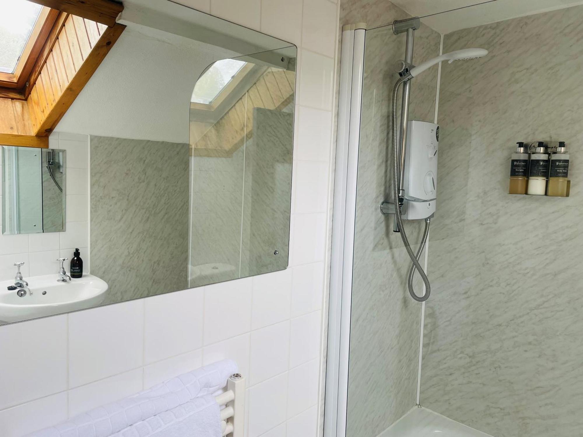 Mckays Hotel Pitlochry Ngoại thất bức ảnh