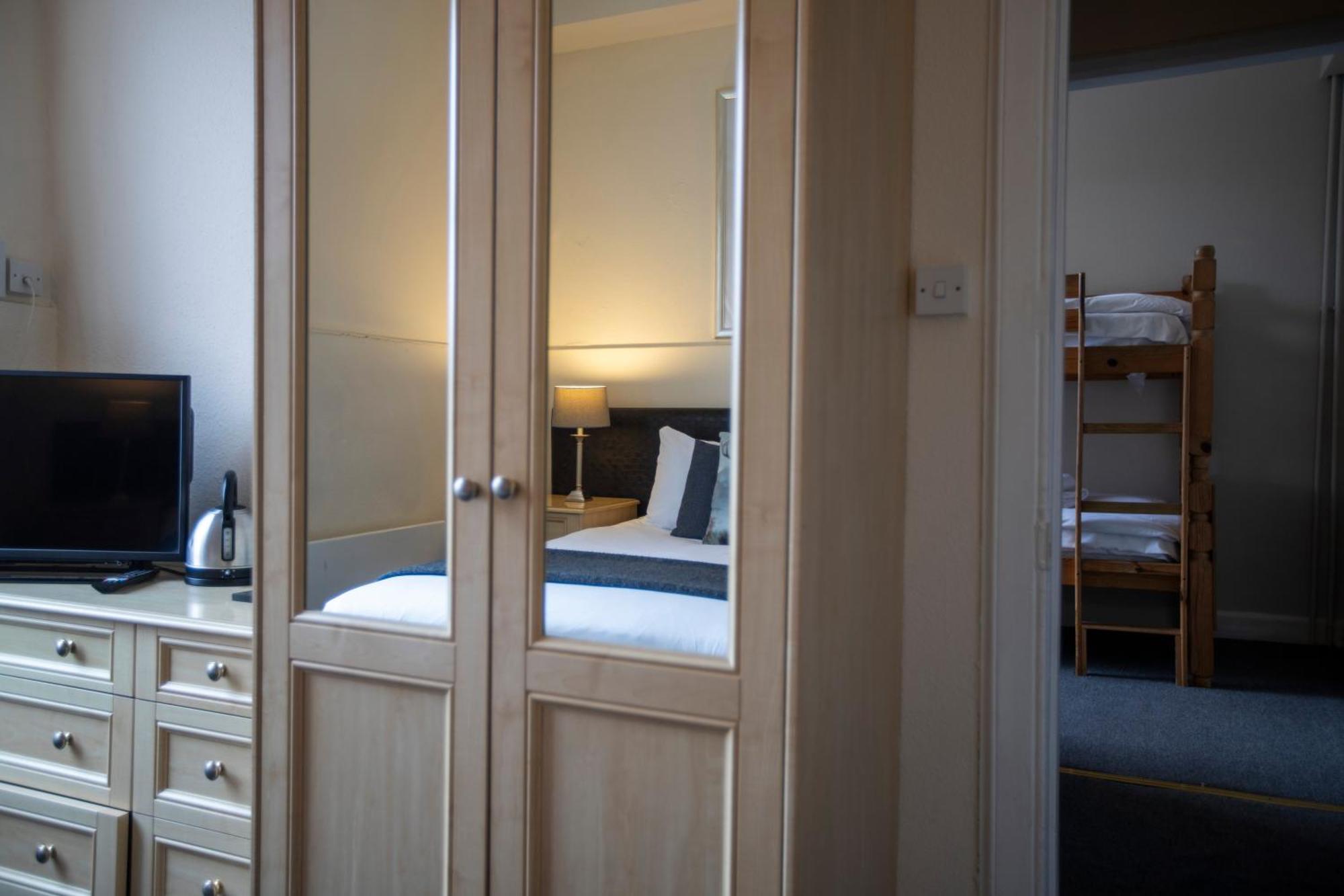 Mckays Hotel Pitlochry Ngoại thất bức ảnh