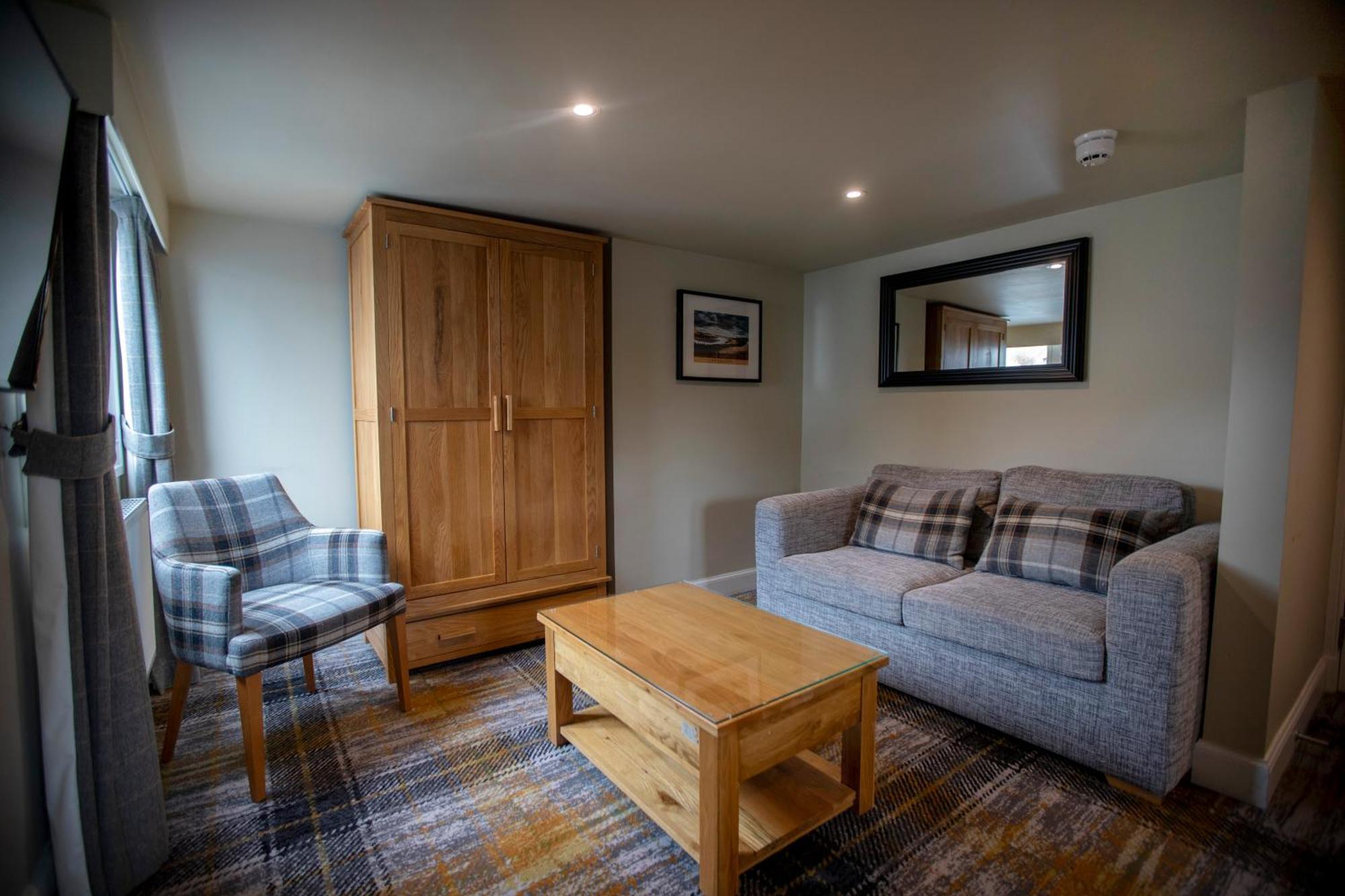 Mckays Hotel Pitlochry Ngoại thất bức ảnh